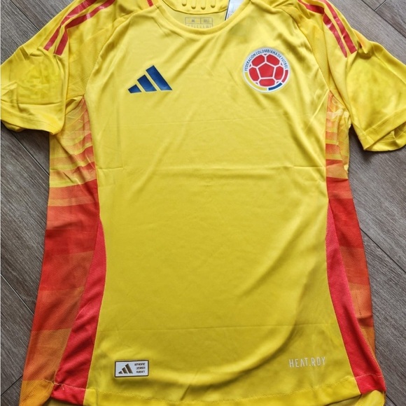 Colombia 2024 Home Jersey Player - Picture 5 of 9